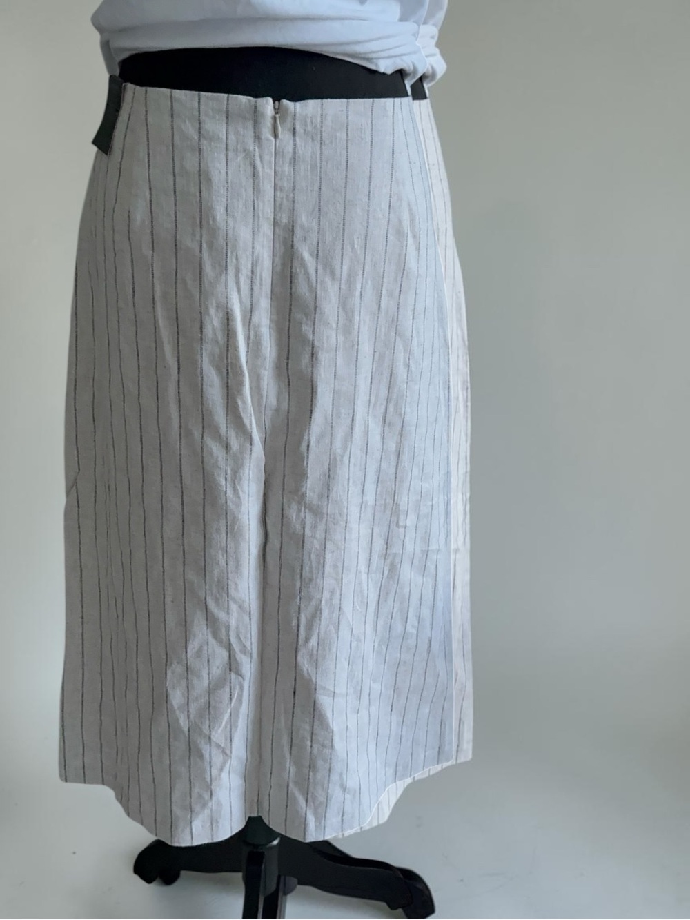 Banana Republic Cream Pinstripe Button-Front Midi Skirt - Picture 9 of 12
